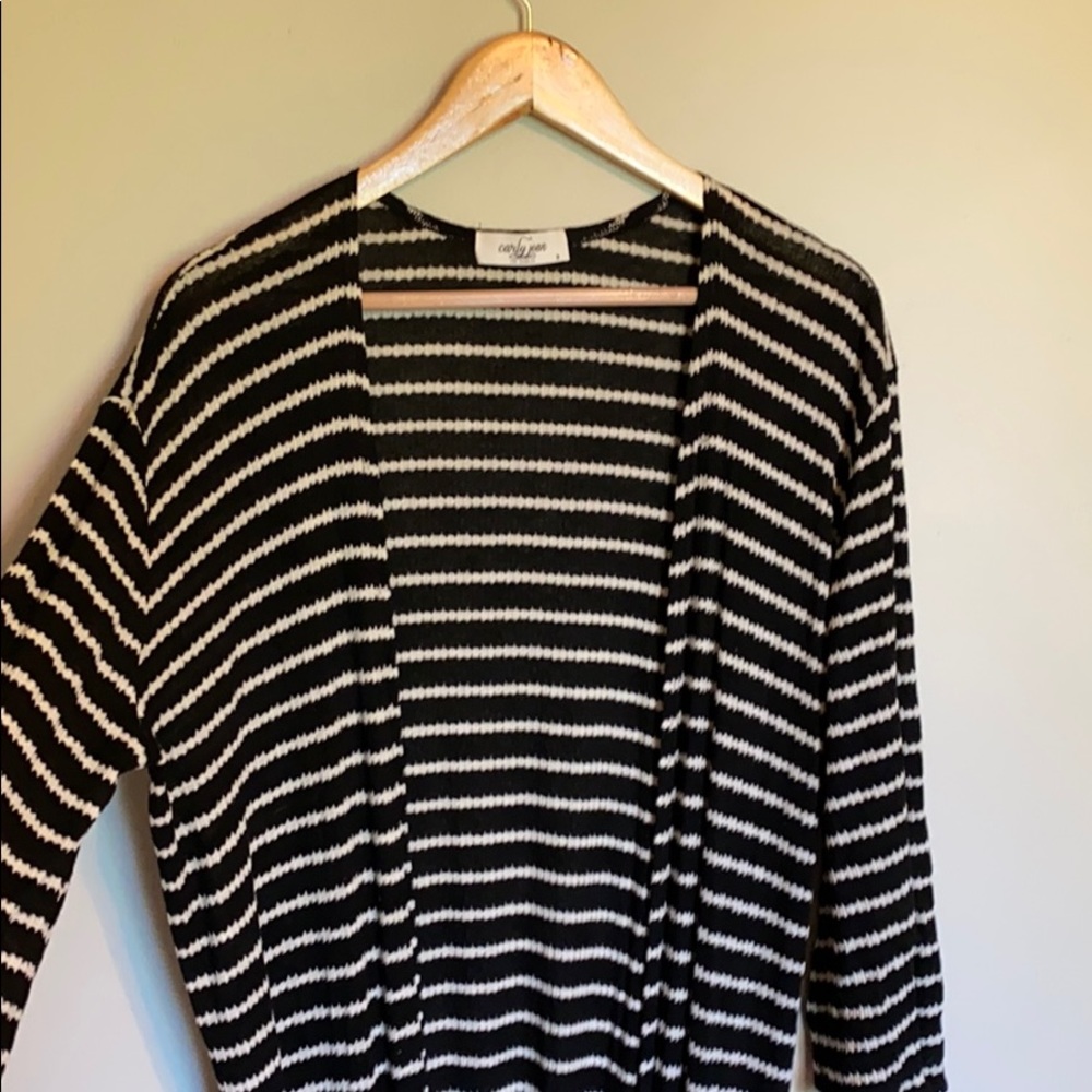 CJLA Black and white striped kimono